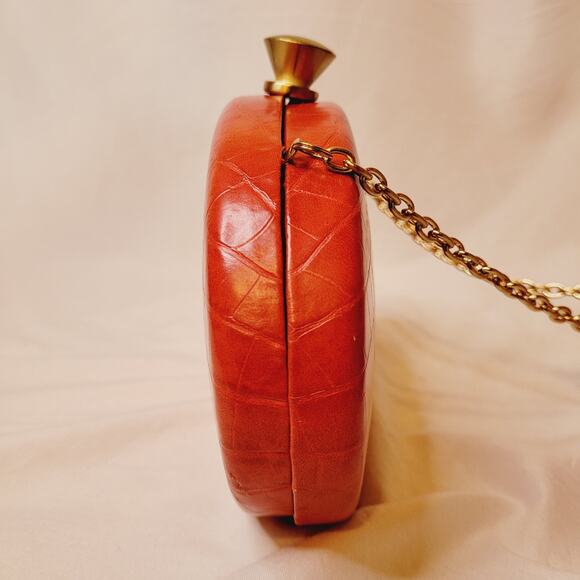 Sondra Roberts red croc embossed leather oval hard case cross body bag - Picture 4 of 14